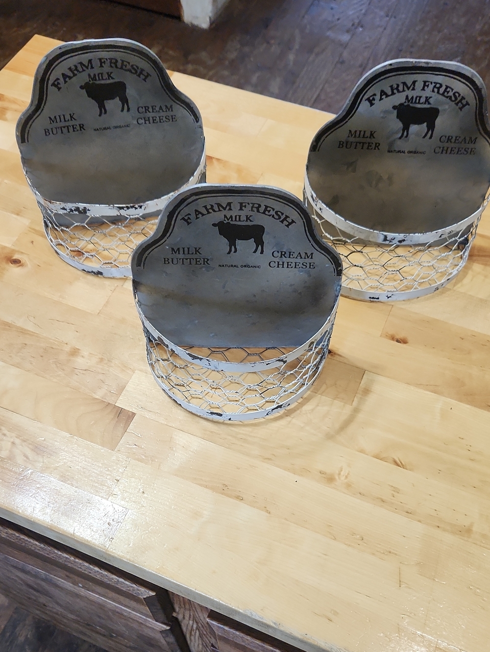 Rustic Farm Fresh Metal Wall Baskets - Gray/White